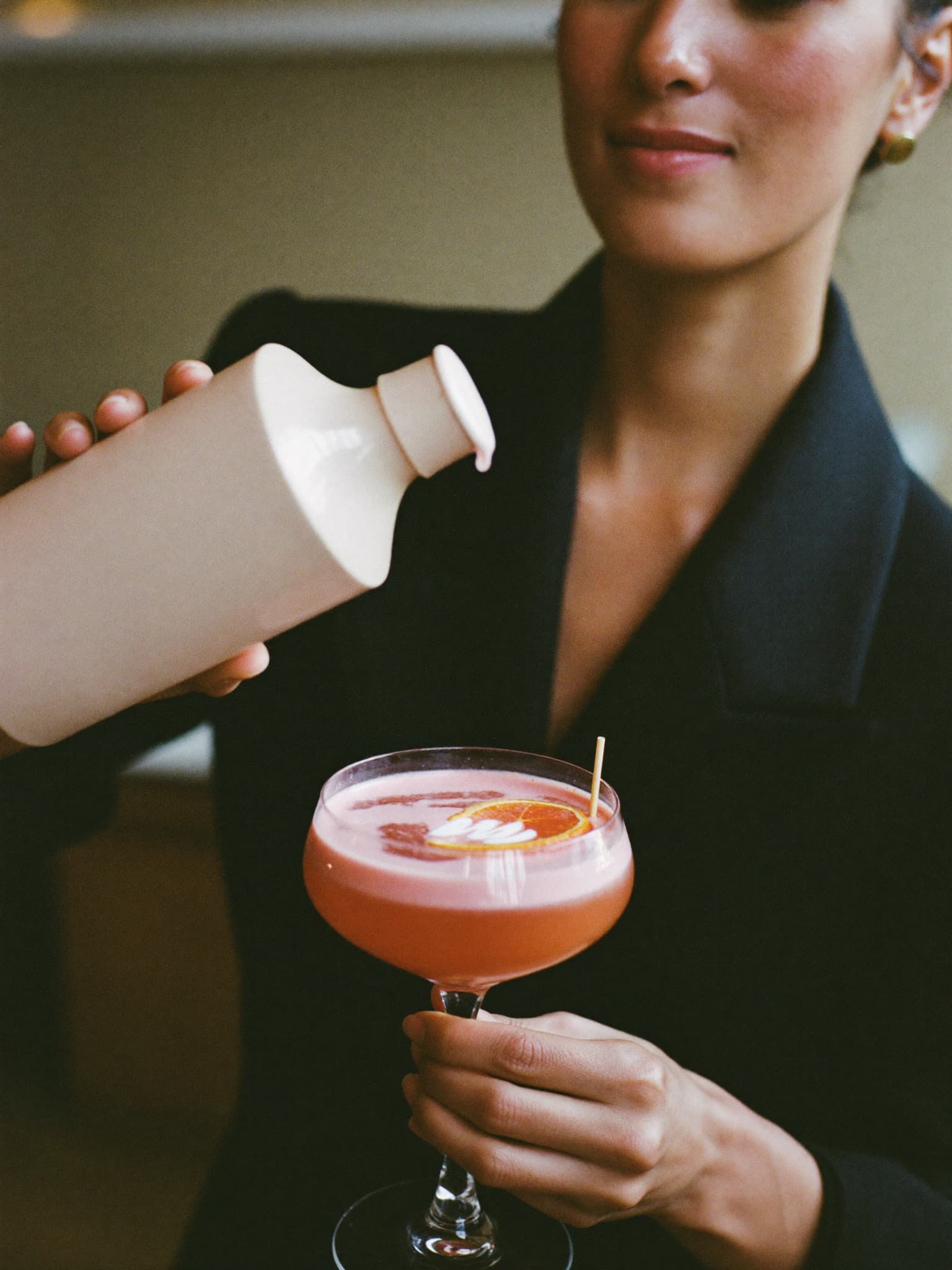 Het Cocktailmeisje in Noord-Holland
